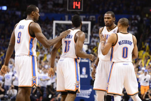 NBA：太阳替补群发威 轻取国王（NBA：太阳替补火力全开 轻松击败国王）