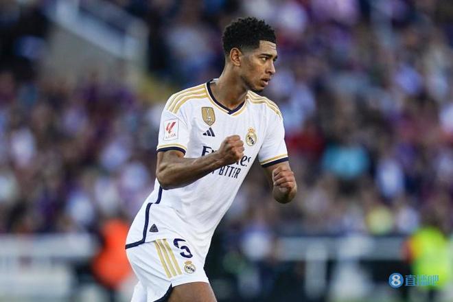 记者：老佛爷今天开启了机关枪模式，演讲的精彩程度前所未有（记者：老佛爷今日火力全开，演讲精彩空前）