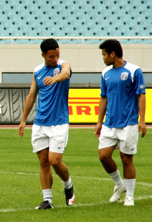 东亚锦U15战报：郑宇镇梅开二度，韩国3-0完胜日本（U15东亚锦赛战报：郑宇镇双响，韩国3-0零封日本）