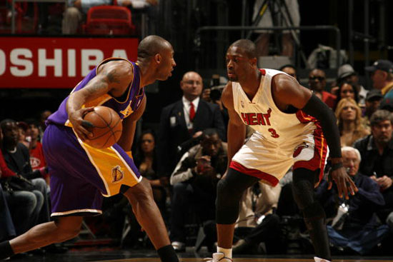 落下风，巴萨9次客场对阵比利时球队输5场（巴萨客战比利时队战绩不佳：9战5负）