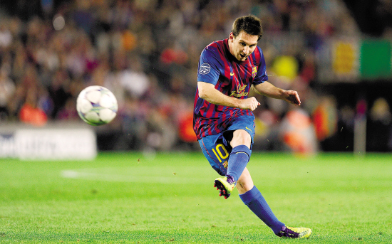 怪物般的马刺吊球技术：险些失误的瞬间（马刺的野兽级吊传：那些差点酿成失误的惊险瞬间）