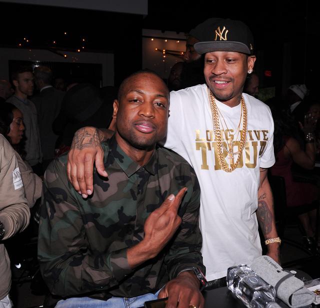 维拉主场31场不败！海外情报：维拉1-1曼联（外媒速递：维拉1-1曼联，主场不败延续至31场）