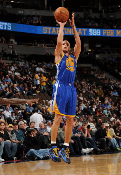 班凯罗：我对三分7中0很不满意，希望接下来有更多罚球机会（班凯罗不满三分7投全失，盼后续获得更多罚球机会）